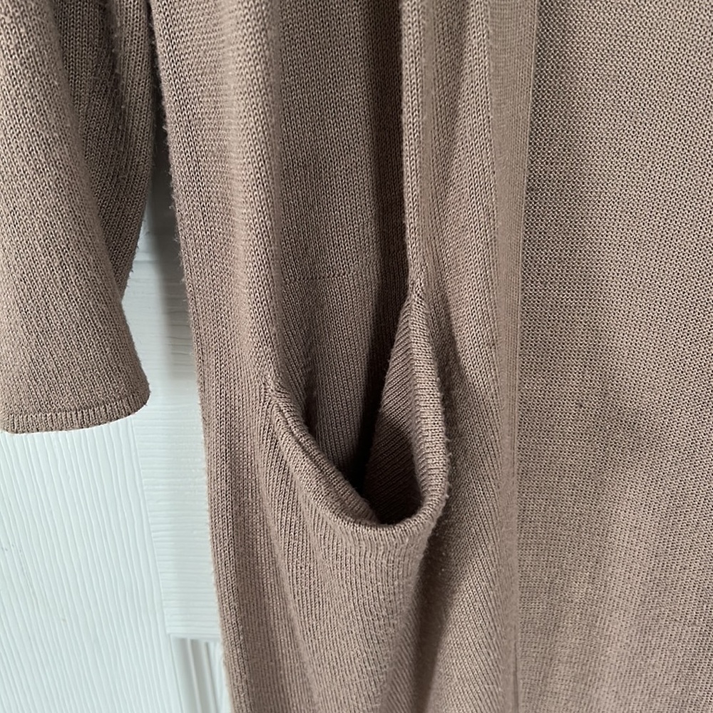 Cardigan - Picture 2 of 3